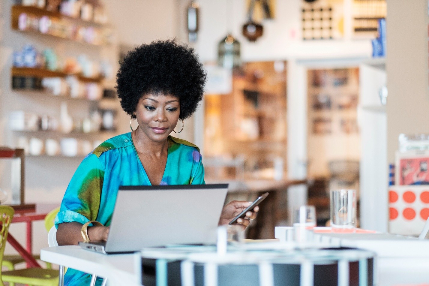 Gen X woman reviewing her Social Security retirement options